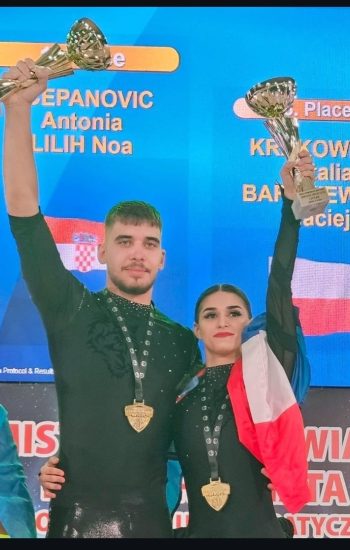 Antonia i Noa - plesni klub Megarock.
Svjetski i Europski prvaci u akrobatskom rock'n'rollu 2024.